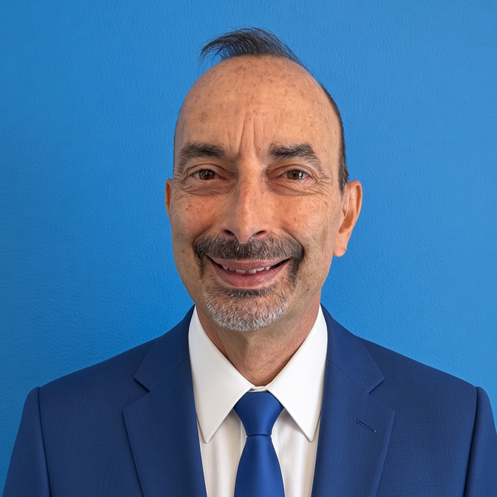 Chiropractor: Dr Ashley Davies DC